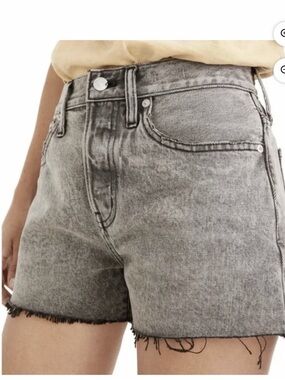 Madewell Relaxed Denim Shorts Mid Rise Noll Wash Size 25 Cut Off Button Fly